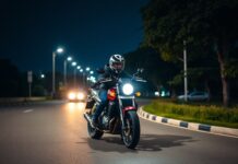 Eğlenceli Gece Gezileri: Motosikletle Sinemaya Gitme Macerası Fun Night Rides: The Adventure of Going to the Cinema by Motorcycle